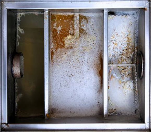 Limpieza de trampas de grasa en restaurantes y cocinas industriales